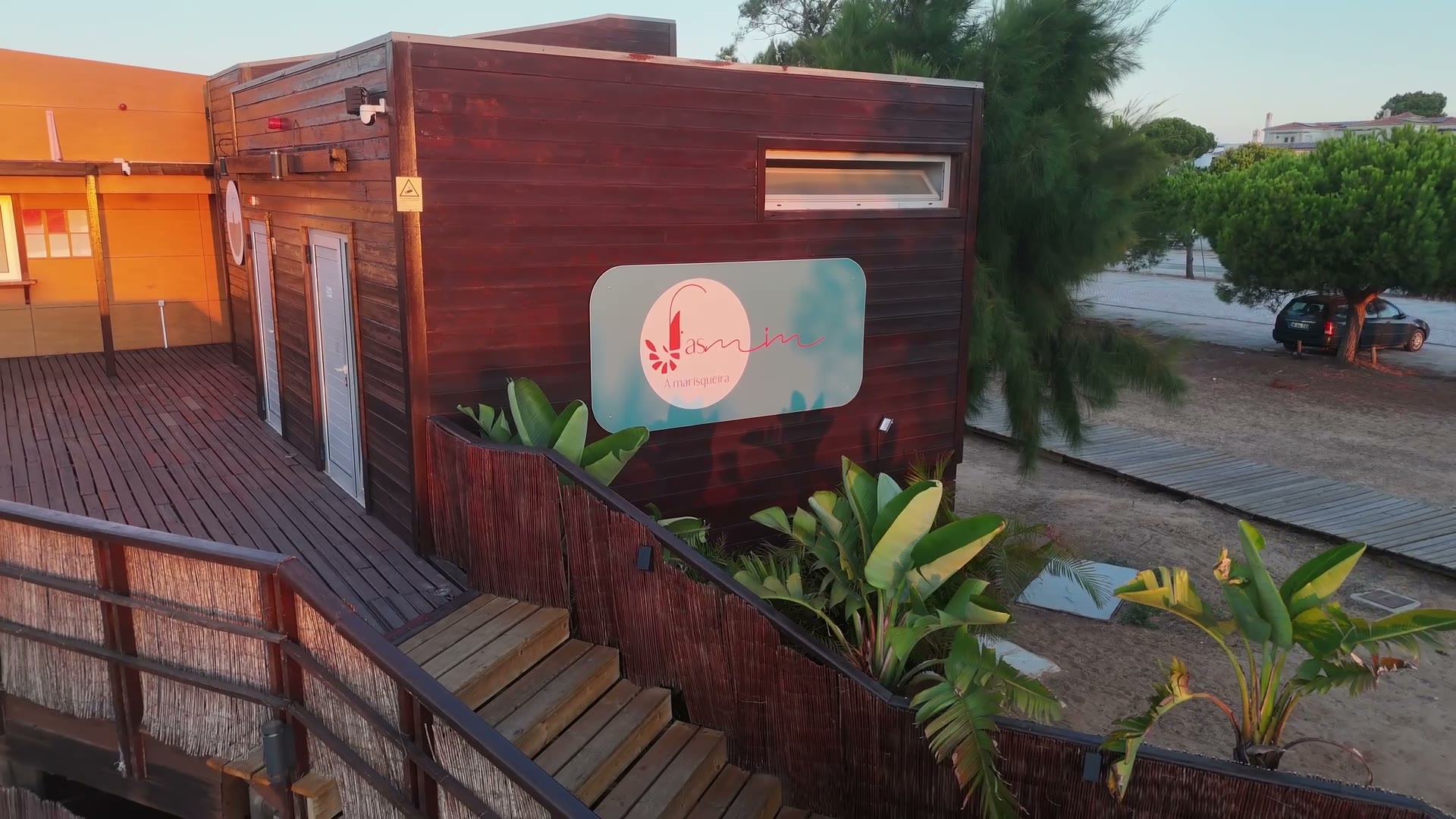 O exterior do Jasmim 2